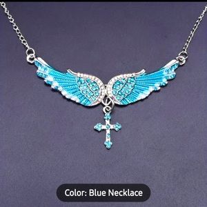 NWT Angel Wings Necklace